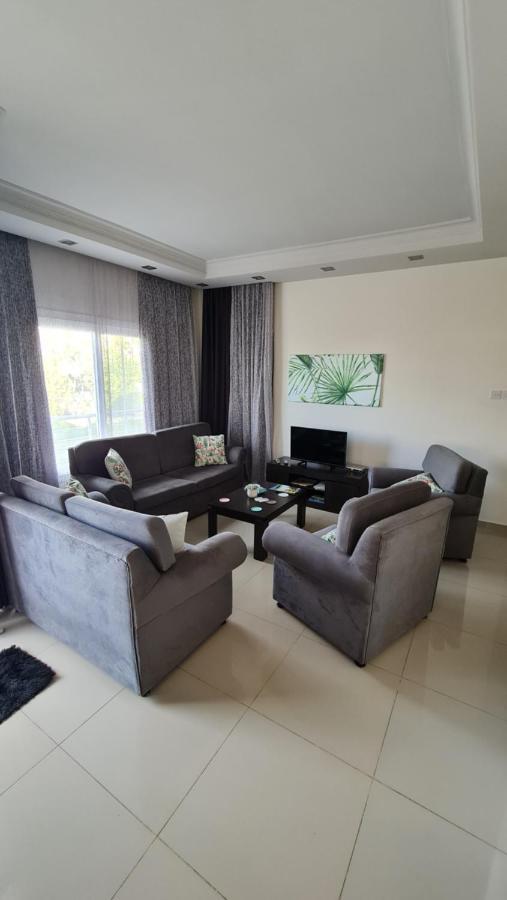 Oytam Apt Nicosia Exterior photo